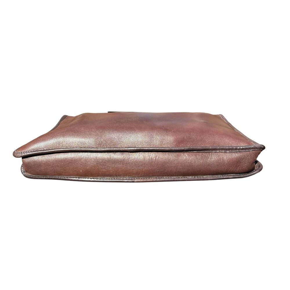 Vintage Coach Handle Portfolio - Picture 3 of 9